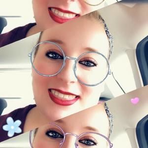 Meet your Posher, Andrea